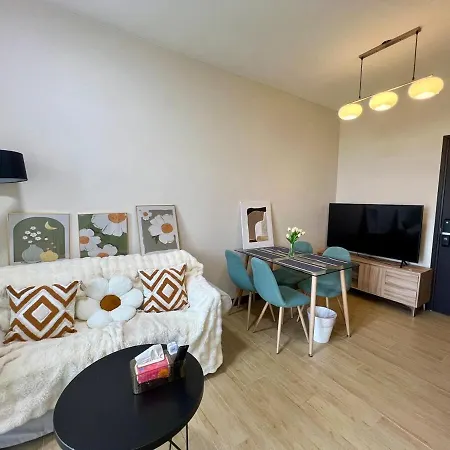 Okada Manila Gentry Manor Balcony 1Br Unobstructed Scenic View Apartment